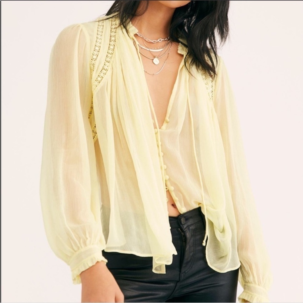 Area Stars Sheer lace long sleeve blouse